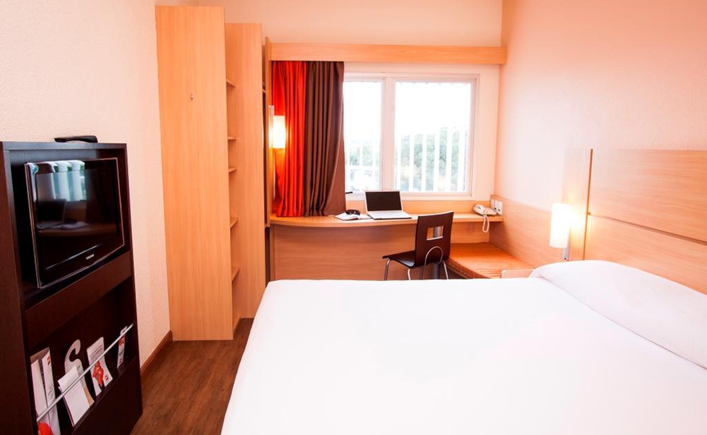 Ibis Manaus Distrito Industrial Extérieur photo